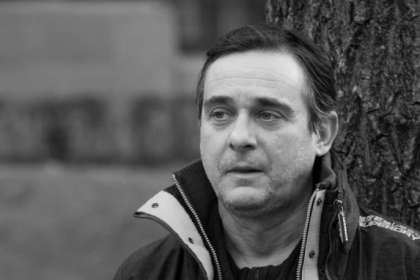 POSLEDNJI DANI MARKA ŽIVIĆA! Sestra preminulog glumca otkrila POTRESNE DETALJE koji kidaju srca na komade! Slala sam mu poruke, ali odgovora nije bilo