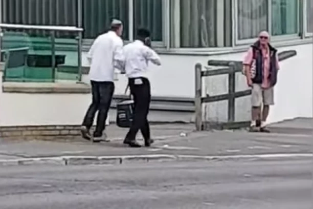 PRETUŽAN SNIMAK: Legendarni fudbaler se godinama bori sa porokom, a sada je ponovo snimljen MRTAV PIJAN kako posrće ulicom! (VIDEO)