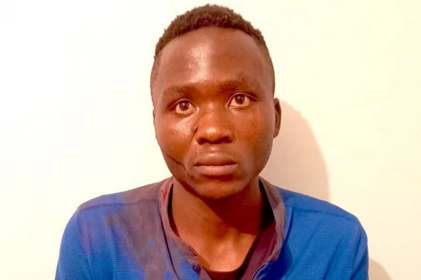 SELJANI NASMRT PRETUKLI I IZGAZILI VAMPIRA KOJI JE UBIJAO DEČAKE I PIO IM KRV! Pobegao je iz zatvora, ali onda ga je sačekala besna rulja!