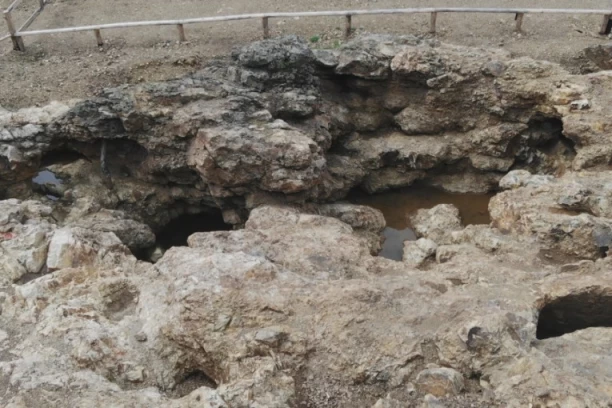 OGROMAN POŽAR U RUDNIKU ZLATA U PERUU: Najmanje 27 osoba tragično izgubilo živote!