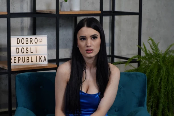 NAKON GODINU DANA PEVANJA, ZARADILA ZA STAN U BEOGRADU: Zorana Sikter se dobro oparila na veseljima, uskoro se seli u srpsku prestonicu!