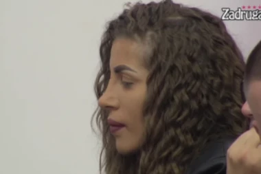 MISLILA DA JE KAMERE NE SNIMAJU: Dalila ponovo ogovara Dejana, optužila ga za najgnusnije stvari, pokušava da OPERE SEBE!