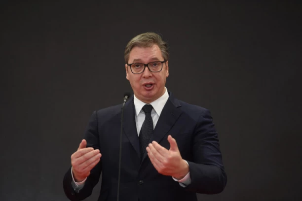 NASTAVLJA SE HAJKA, BOSANCI NAPALI VUČIĆA: Zajedno s Hrvatima napravio političko LUDILO, a Dodik je samo IZVOĐAČ radova!