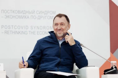 OLEG DERIPASKA ŠOKIRAN DEŠAVANJIMA U AMERICI: Ovo je apsurdna predstava!