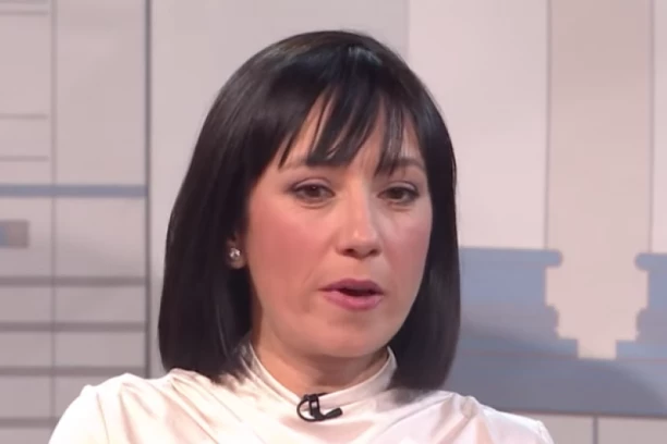 GODINAMA SE BORI SA TEŠKIM POREMEĆAJEM! Glumica Paulina Manov o BOLESTI koja je NEIZLEČIVA: U OČIMA KOLEGA VIDIM ŠTA MI MISLE, NEPRIJATNO JE!