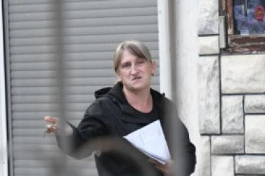 "HOĆU DA MI PUSTE SINOVE"! Oglasila se Suzana Džonić, supruga glavnoosumnjičenog za ubistvo porodice Đokić!