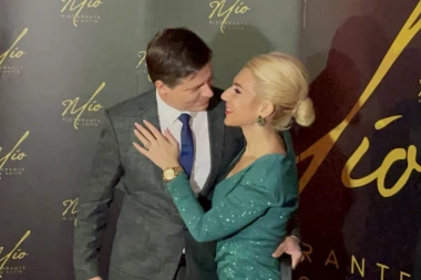 Jovana Jeremić se GUŠI u suzama zbog bivšeg supruga: Voditeljka o najtežim danima sa Vojom - "Voleo me je kada ništa nisam imala"