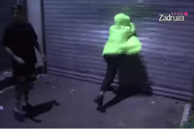 DEJAN DRAGOJEVIĆ BEŽI IZ ZADRUGE: Dobio histerični napad, OBEZBEĐENJE moralo da reaguje! (VIDEO)