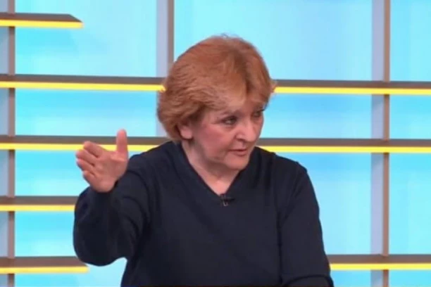 DANICA GRUJIČIĆ JE ANTIVAKSER?! Doktorka sve razjasnila, DVA SU RAZLOGA ZAŠTO JE ČEKALA SA VAKCINACIJOM!