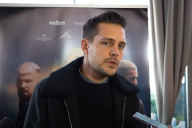 Rad na "JUŽNOM VETRU" je kao prolazak kroz RAZVOD BRAKA: Miloš Biković o snimanju serije "Na granici"