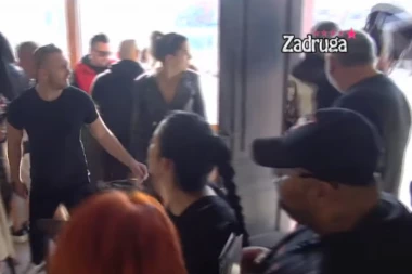 CAR DIVLJA NA SVETI DAN: Nije dovoljno što je ZAVEO udatu ženu, pa na SVETU PETKU lomi sve po Zadruzi! (VIDEO)