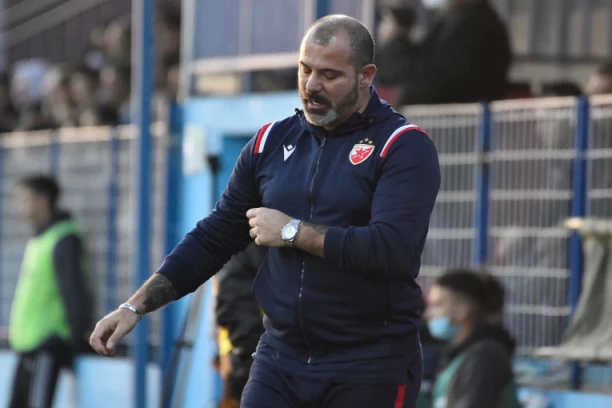 STANKOVIĆ NAPUŠTA ZVEZDU POSLE PORAZA U SURDULICI? Dekiju stigla NEPRISTOJNA ponuda od italijanskog VELIKANA!