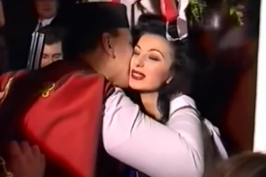 "Moj pokojni suprug je poštovao tradiciju..." Ceca otkrila DETALJE o Arkanu koje javnost nije znala, ovako se Vaskrs slavio kod Ražnatovića dok je Željko bio živ! (FOTO)