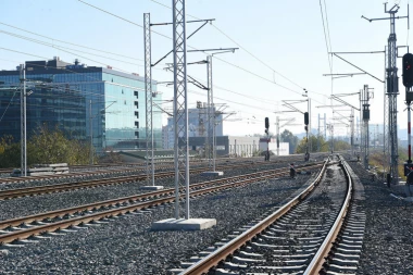 ŽELEZNICE IZDALE UPOZORENJE: Ko samo priđe ovom MESTU, može da STRADA! Na relaciji Rakovica-Jajinci visoki napon sutra!