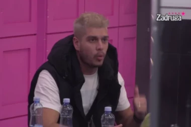 HTEO SAM DA IH ZAKOLJEM ZBOG TEBE, OLOŠU! Dejan nije mogao da dođe sebi, pa nasrnuo na Dalilu zbog PORODICE! (VIDEO)