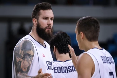 CENTAR PODIGAO SRBIJU NA NOGE: Raduljica je UDARNA VEST na Instagramu! (FOTO)