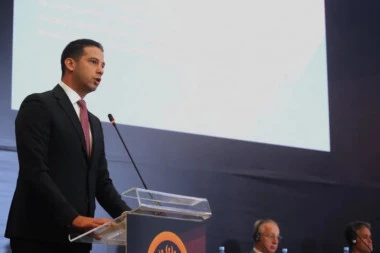 'ISPISUJE ISTORIJU SVETSKOG SPORTA' Ministar Udovičić čestitao Novaku pobedu na Mastersu u Parizu: Najbolji na planeti, uvek i zauvek!