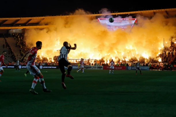 FSS je doneo odluku: Zbog divljanja navijača Partizanu preti zabrana registrovanja igrača u predstojećem prelaznom roku!