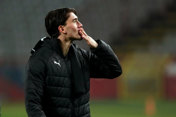 SVE FIORENTINI IZA LEĐA: Vlahović SKLOPIO TAJNI DOGOVOR, odlazi već u januaru!