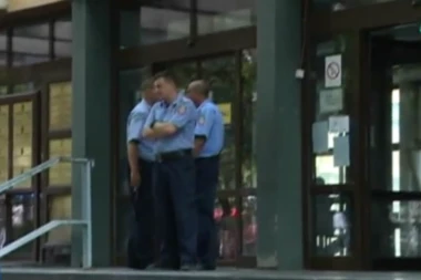 DRAMA U NOVOM SADU: Evakuisana zgrada suda zbog anonimne dojave o podmetnutim BOMBAMA