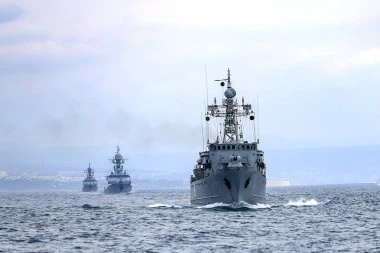 NOVI TEŽAK UDARAC ZA MOSKVU: Potopljen ponos ruske mornarice u Crnom moru (VIDEO)