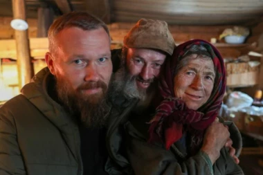 PORODICA LIKOV JE 40 GODINA ŽIVELA U TOTALNOJ IZOLACIJI U SIBIRU! Kad su naučnici slučajno naleteli na nju čuli su neverovatnu priču, A ONDA JE KRENULA SERIJA TRAGEDIJA! (VIDEO)