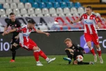 TRESLA SE SVLAČIONICA: Otkriveno šta se desilo na POLUVREMENU meča Crvena zvezda - Midtjiland! (VIDEO)
