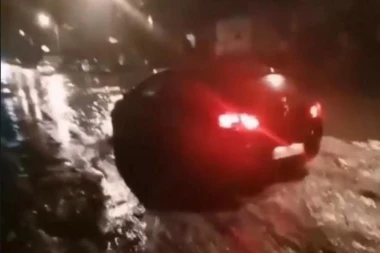 KIŠA NAPRAVILA HAOS NA ULICAMA: Dramatični prizori iz Beograda, pojedini delovi POPLAVLJENI! (FOTO)