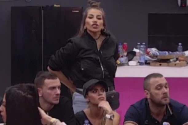ŽELI RAZVOD U RIJALITIJU! Dalila se IZNERVIRALA posle Dejanovih reči, pa UPUTILA MOLBU Velikom Šefu! (VIDEO)