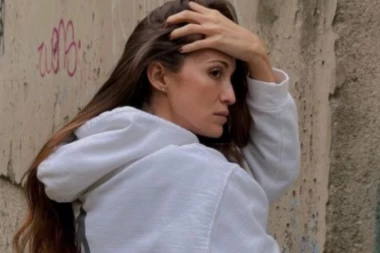 HRVATSKA PEVAČICA OSLEPELA I OSTALA NEPOKRETNA! Prolazila kroz PRAVU GOLGOTU, pa poželela da UMRE!