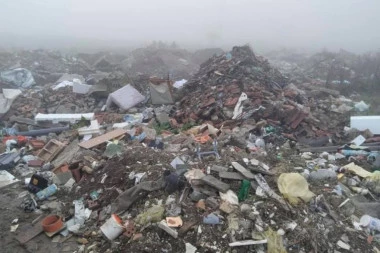 ZELENILO UMESTO SMEĆA! Uklanja se 1.500 kubika smeća i pravi park