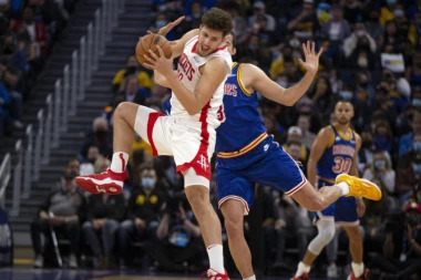 SRBI NISU BLISTALI: Voriorsi RAZBILI Hjuston, Oklahoma srušila San Antonio! (VIDEO)