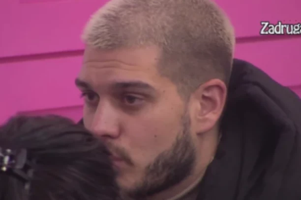 DEJAN DONEO ODLUKU DA SE RAZVEDE: Dragojević ne krije tugu zbog KRAHA braka sa Dalilom! (VIDEO)