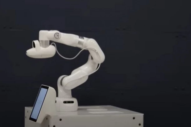 REVOLUCIJA U KINI: Naučnici prave prvu ROBO-DADILJU da čuva embrione u veštačkoj materici