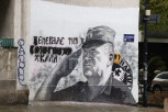 PONOVO: Bačena crvena farba na mural Ratku Mladiću u Njegoševoj ulici (FOTO)