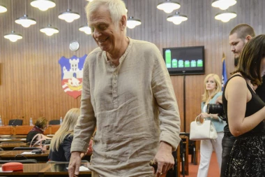 BRANKO KOCKICA UNEO NOŽ U SKUPŠTINU: Šok scena u Kralja Milana, poznat i epilog!