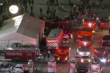 LJUDI SU PLJUVALI KRV, SNAJPEROM SU PUCALI: Tragedija na koncertu srpske pevačice, otkrila JEZIVE detalje: MOLILI SMO BOGA DA NAM MOZAK NE PROSVIRA!