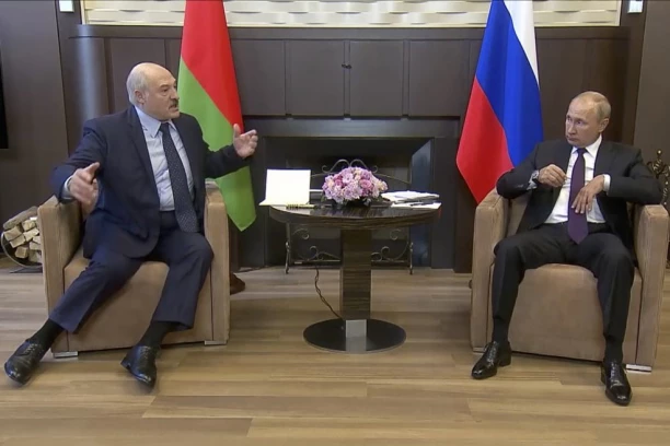 TAČKA PUCANJA ZBOG KRIZE NA GRANICAMA EVROPSKE UNIJE, PUTIN I LUKAŠENKO ZAPRETILI EVROPI! Ruski i beloruski predsednik ujedinjeni: Poljacima je bolje da povuku vojsku!