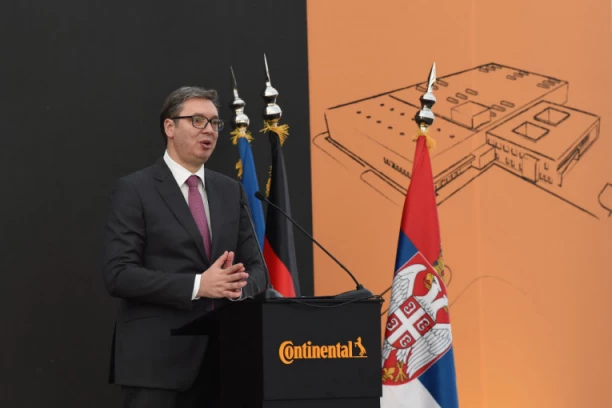 TO JE UŽAS, HOĆE DA PREBACE KRIVICU NA SRPSKI NAROD! Vučić stao u zaštitu slobodne reči: U SRBIJI ĆEMO PRAVO NA STAV POŠTOVATI!