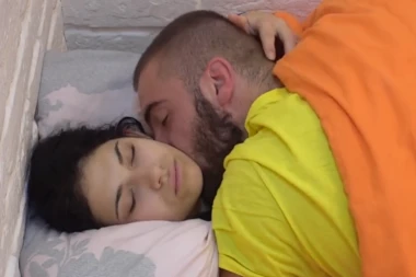 MENSUR ZASKOČIO MILICU! Ajdarpašić spreman za AKCIJU od rane zore, ona ga IGNORIŠE! (VIDEO)