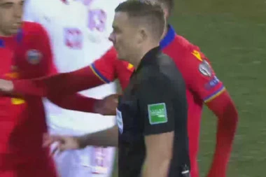 DA LI JE OVAJ NORMALAN? Reprezentativac Andore dobio crveni karton nakon svega 10 sekundi igre (VIDEO)