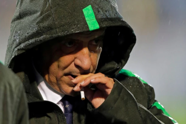 AFERA DRMA PORTUGAL PRED SRBIJU: Selektor Santoš OPTUŽEN za PREVARU!