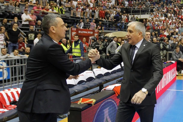 NEZABELEŽENO: Željko Obradović mu se naklonio i priznao da je veća legenda od njega! (FOTO)