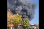 ODJEKUJU DETONACIJE U VRANJU: Izbio požar u centru grada (VIDEO)