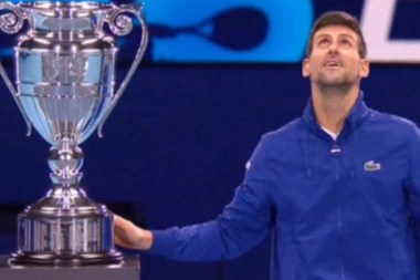 NOVAK VEĆ DOBIO PEHAR U TORINU: Đokovićevi fanovi ODUŠEVLJENI!
