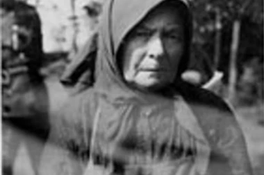 ONA JE NAJHLADNOKRVNIJI ŽENSKI PLAĆENI UBICA SVIH VREMENA! Ko se našao na njenoj listi za odstrel, ni BOG mu nije mogao pomoći!