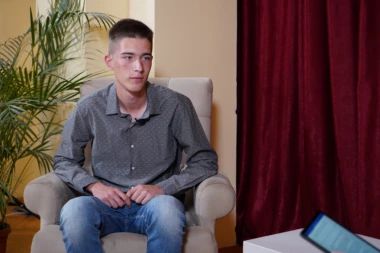 Nikola Veselinović je nada Novog Sada: On je budući ministar! (VIDEO)