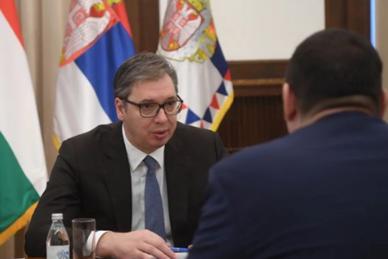 SASTANAK SA MAĐARSKIM AMBASADOROM: Predsednik Vučić razgovarao sa Atilom Pinterom