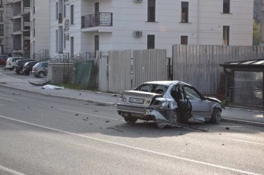 DIVLJAO BEZ DOZVOLE: Otkriveno ko je muškarac koji je DIVLJAČKOM vožnjom USMRTIO ženu na Karaburmi!
