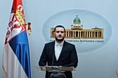 SIN MUAMERA ZUKORLIĆA IMAO JE POSEBNU MOLBU ZA PREDSEDNIKA VUČIĆA NA KOMEMORACIJI OCU: Usame se prisutnima obratio potresnim rečima!